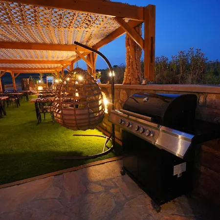 Lotus Kuecuekkoey * Ayvalı
